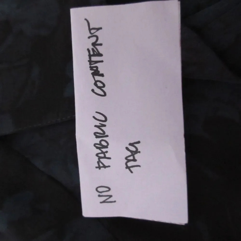 Raquel Allerga Top 1 or‎ Medium Silk Split Slv Contemporary Luxury Button